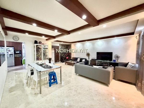 183A RIVERVALE CRESCENT photo 3