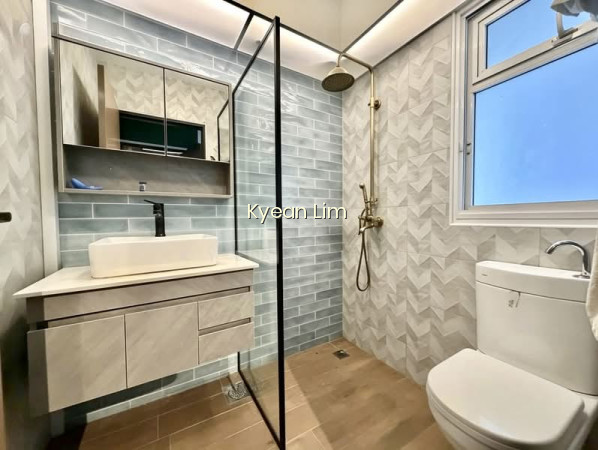 8B UPPER BOON KENG ROAD photo 3