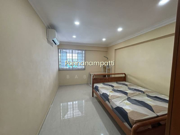 433 JURONG WEST STREET 42 photo 3