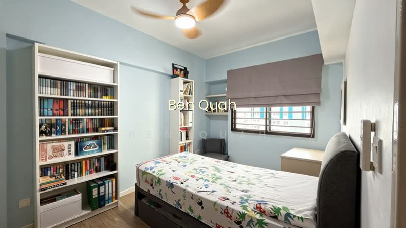 156 RIVERVALE CRESCENT photo 4