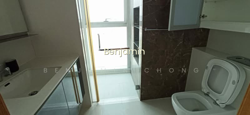 76 SHENTON photo 3