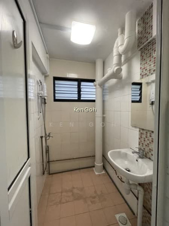 412 PANDAN GARDENS photo 5