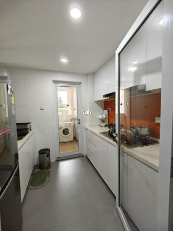 RAFFLESIA CONDO photo 6