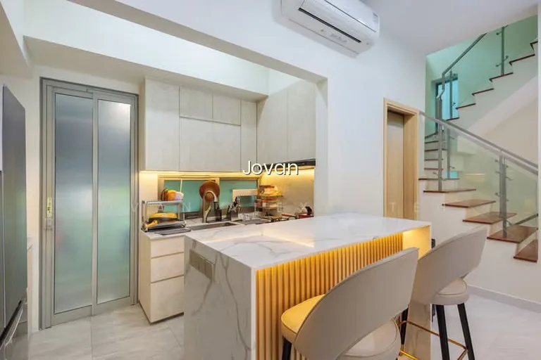 Aston Residence image 1 of 7