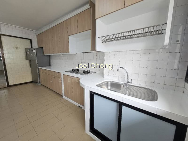 303 JURONG EAST STREET 32 photo 4