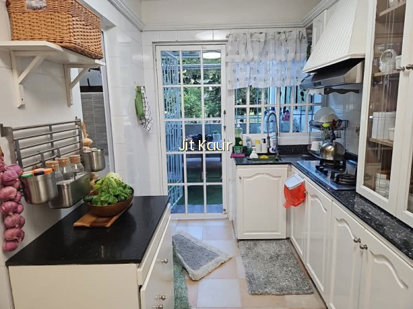 538 HOUGANG STREET 52 photo 3