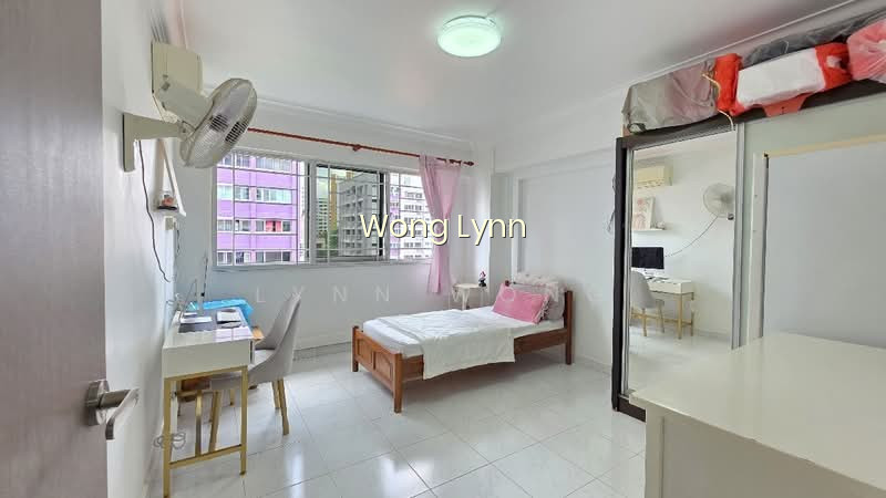 562 HOUGANG STREET 51 photo 3