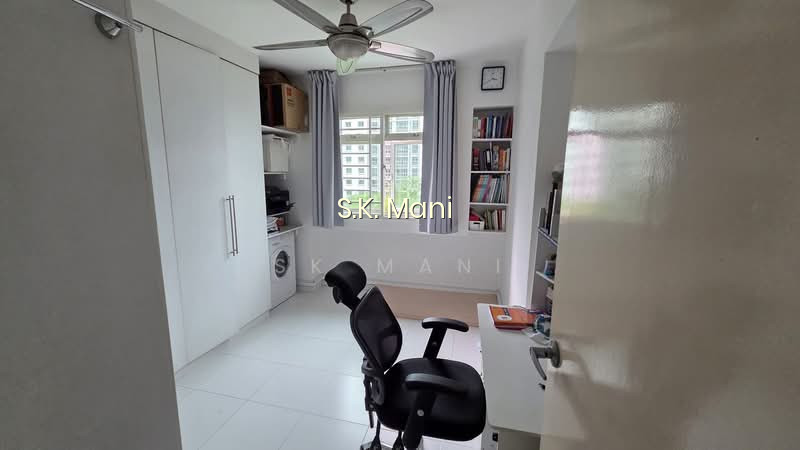 110C PUNGGOL FIELD photo 5