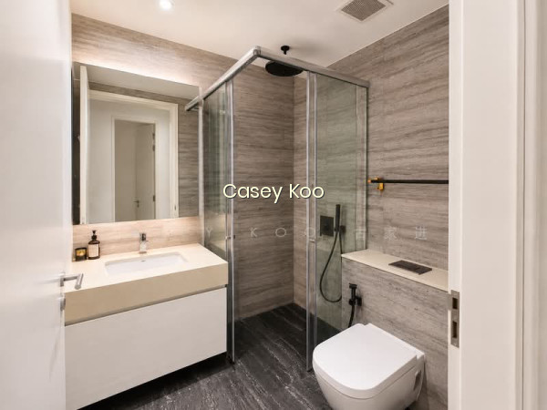 SLOANE RESIDENCES photo 2