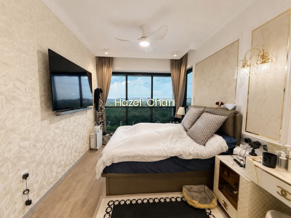 RIVERFRONT RESIDENCES photo 6