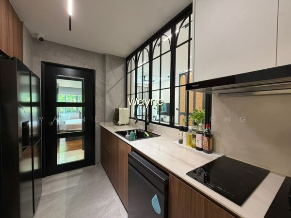 FOREST HILLS CONDO photo 5