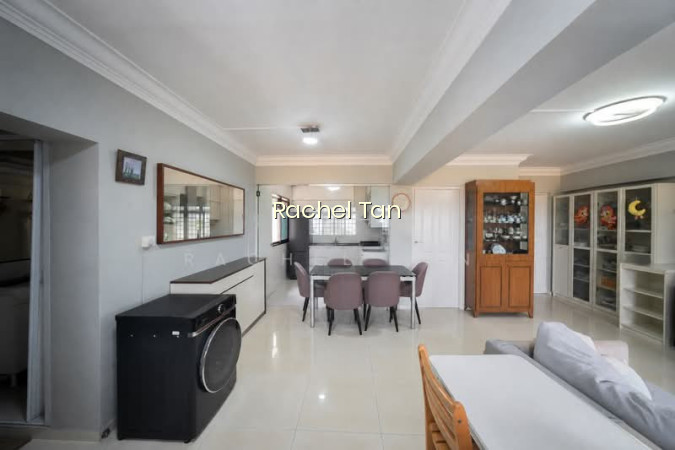 58 STRATHMORE AVENUE photo 3