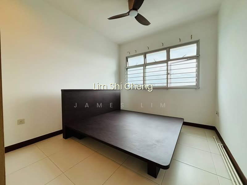 213B PUNGGOL WALK image 1 of 8