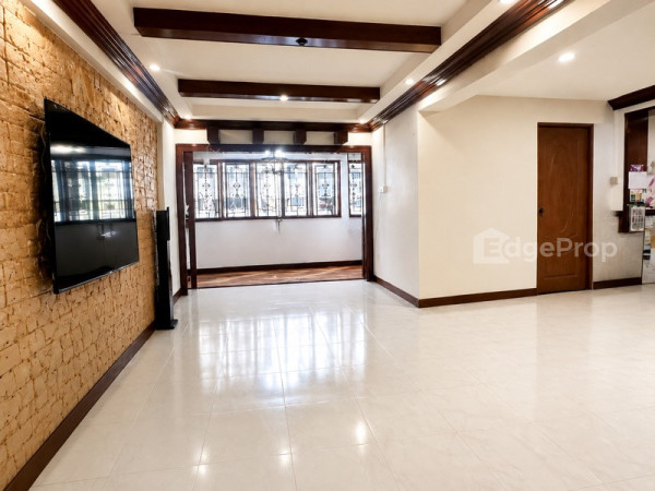370 WOODLANDS AVENUE 1 photo 5