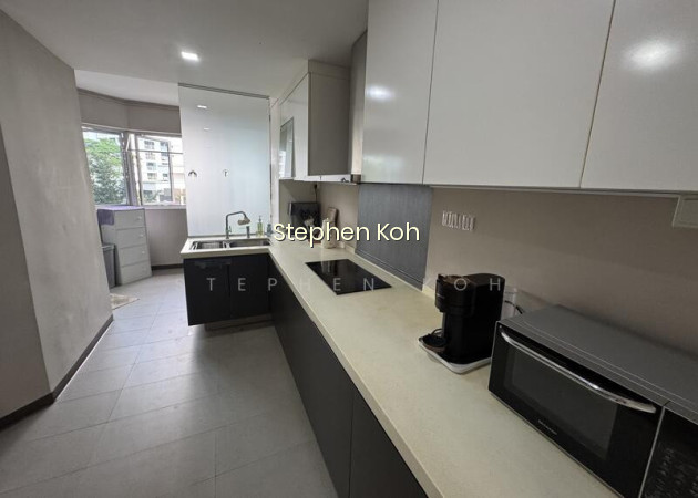 528 JURONG WEST STREET 52 photo 6