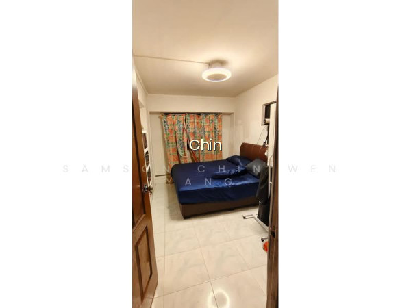 324 SEMBAWANG CLOSE photo 5