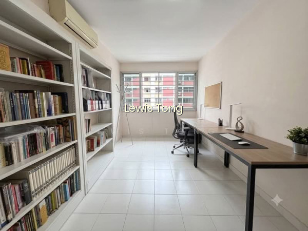 16 TOH YI DRIVE photo 5