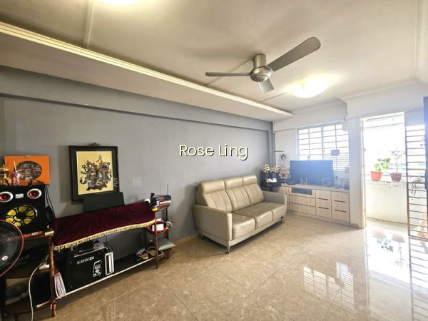 106 ALJUNIED CRESCENT photo 6