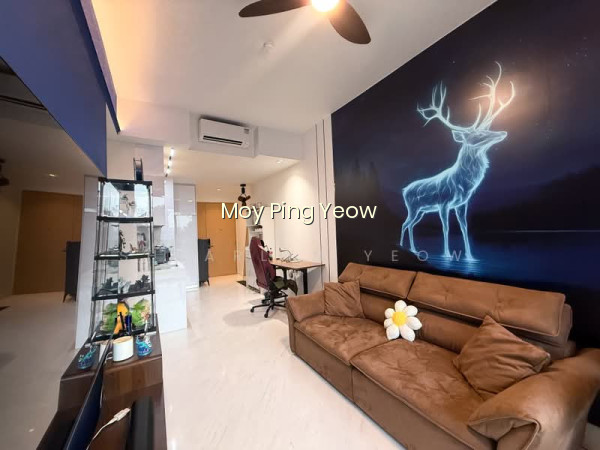 PEAK RESIDENCE