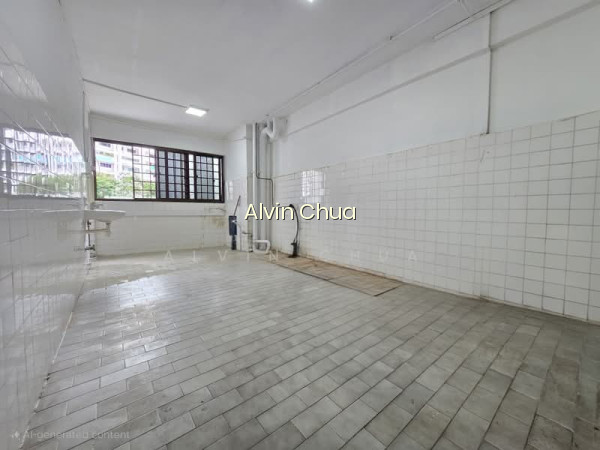 215 JURONG EAST STREET 21 photo 5