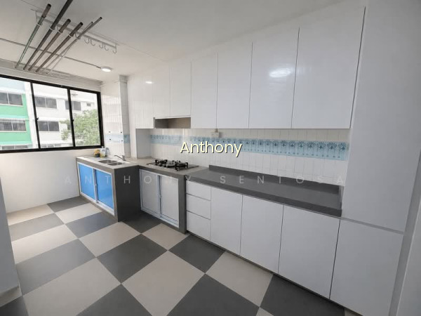 823 JURONG WEST STREET 81 photo 6