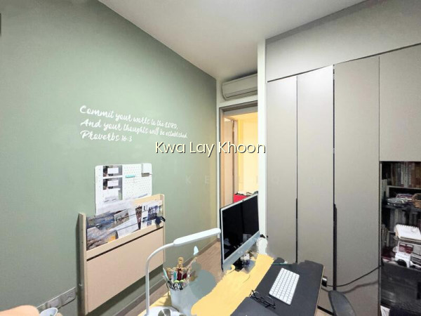 THE VENUE RESIDENCES AND SHOPPES photo 5