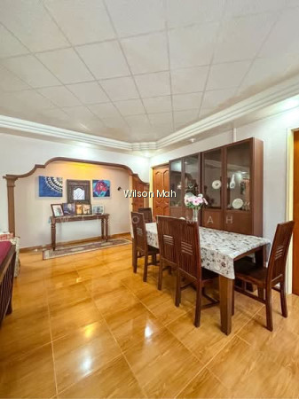 657 HOUGANG AVENUE 8 photo 3