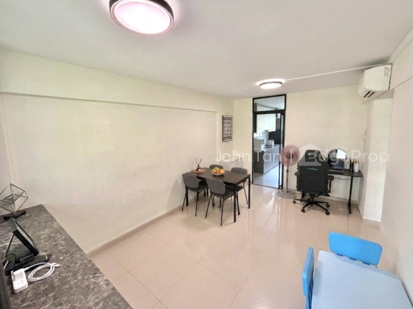 301 UBI AVENUE 1 photo 2