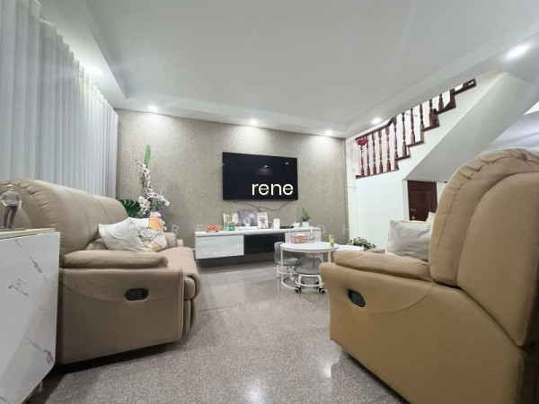 254 BANGKIT ROAD photo 6