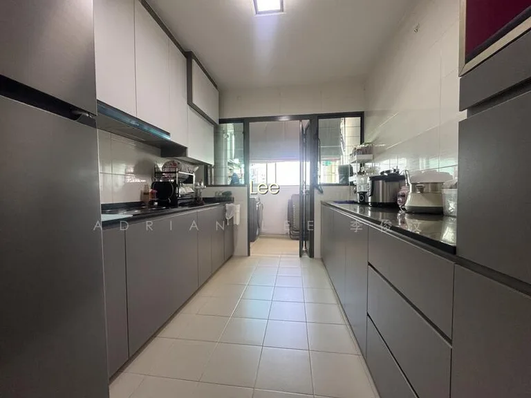 698C Jurong West Central 3 image 1 of 9