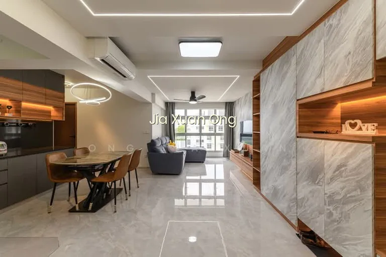 409C Northshore Drive image 1 of 8