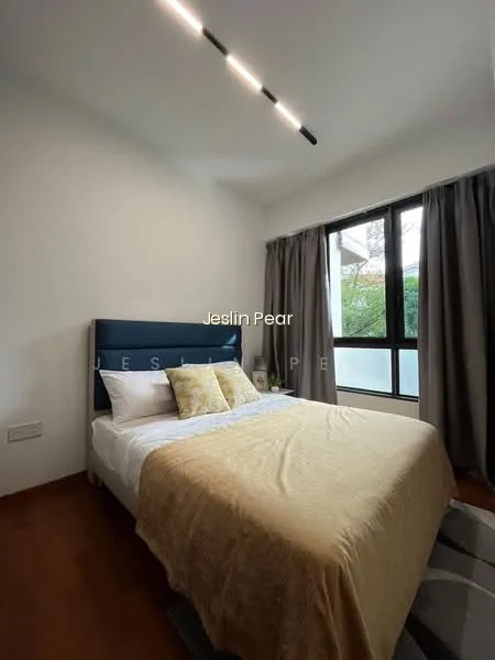 Fourth Avenue Residences image 1 of 10