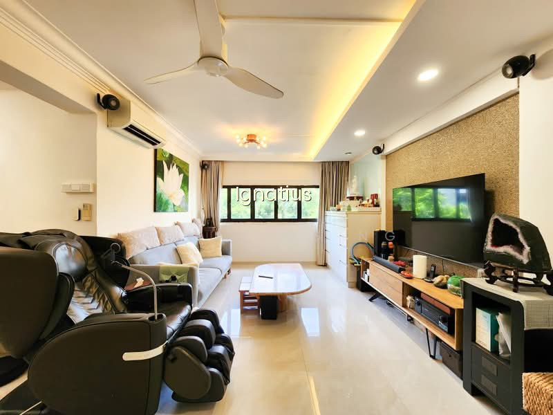 3 MARINE TERRACE image 1 of 10