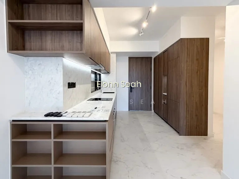Sceneca Residence image 1 of 10
