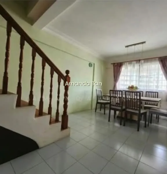 542 Bukit Batok Street 52 image 1 of 10