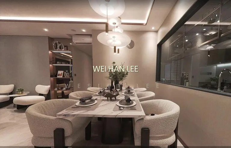 Cheap 5BR Right Next to MRT and 1KM Within 5 Primary Schools image 1 of 4