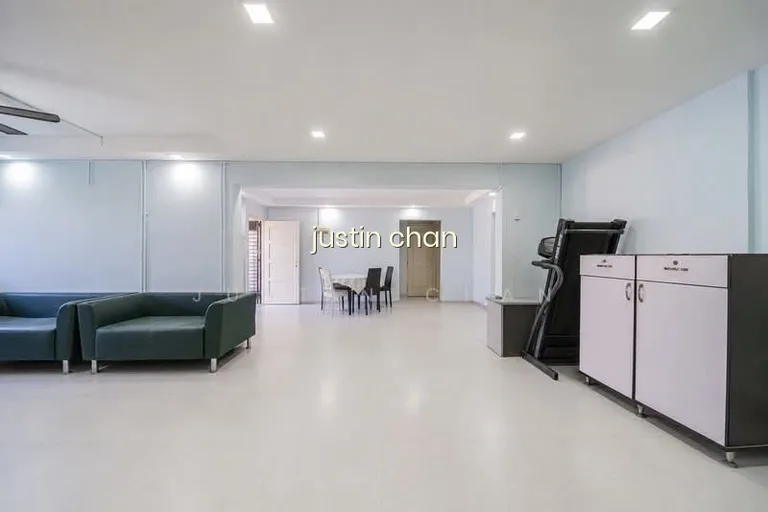 376 Clementi Avenue 4 image 1 of 10