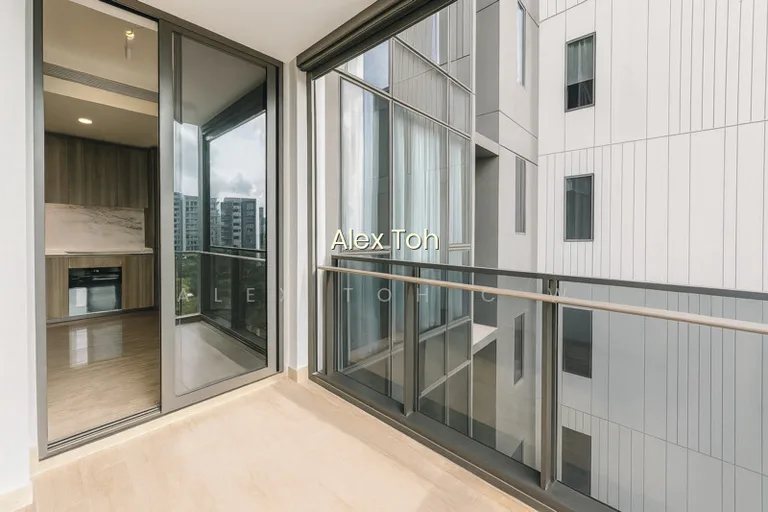 Leedon Green image 1 of 10