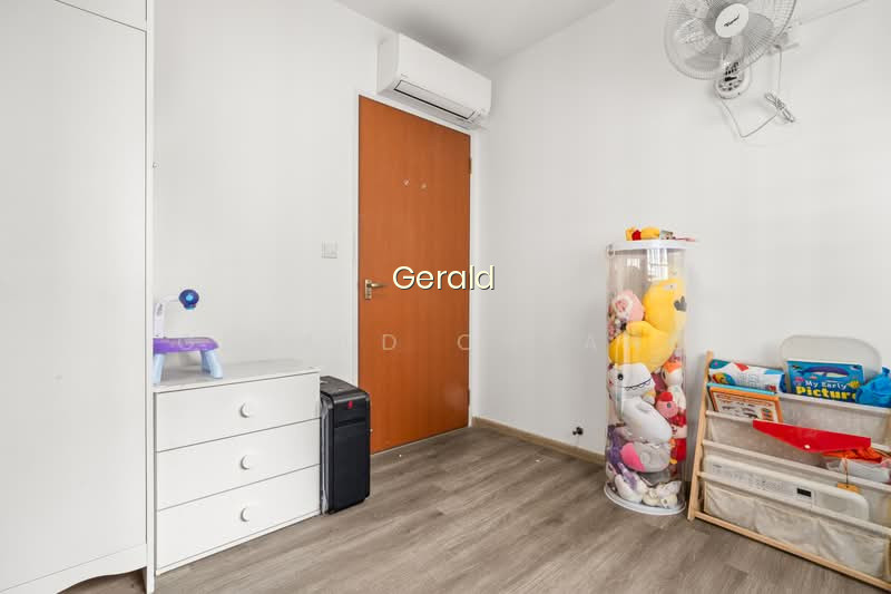 185C WOODLANDS STREET 13 photo 6