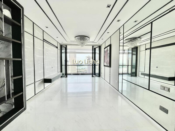 South Beach Residences image 1 of 9