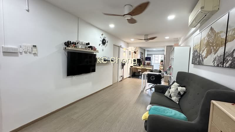 315 JURONG EAST STREET 32