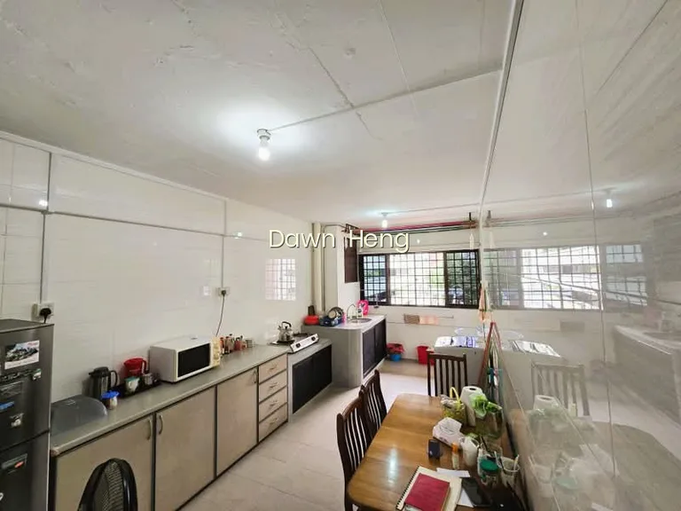 206 Yishun Street 21 image 1 of 10
