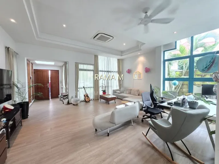 Charming 3.5 Storey Detached @ Pasir Panjang Road, Kent Ridge Drive - D05 image 1 of 10