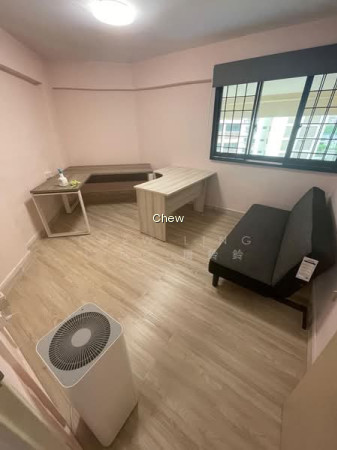 711 HOUGANG AVENUE 2 photo 2