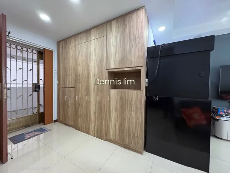 506C Yishun Avenue 4 image 1 of 8
