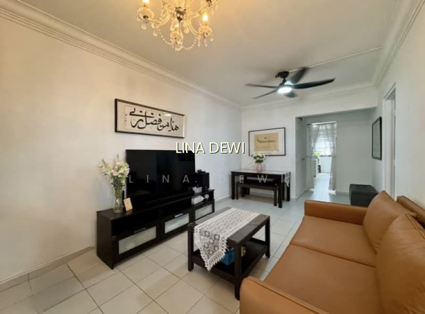 313 Woodlands Street 31 image 1 of 10