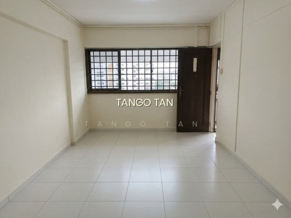 4 TECK WHYE AVENUE