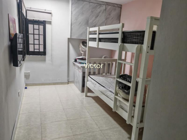 484 ADMIRALTY LINK photo 2