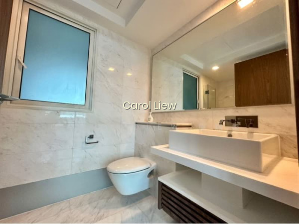 SUITES AT ORCHARD 9