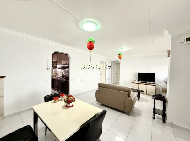 641 Jurong West Street 61 image 1 of 10